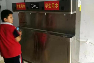 小學校園版共享凈水器案例